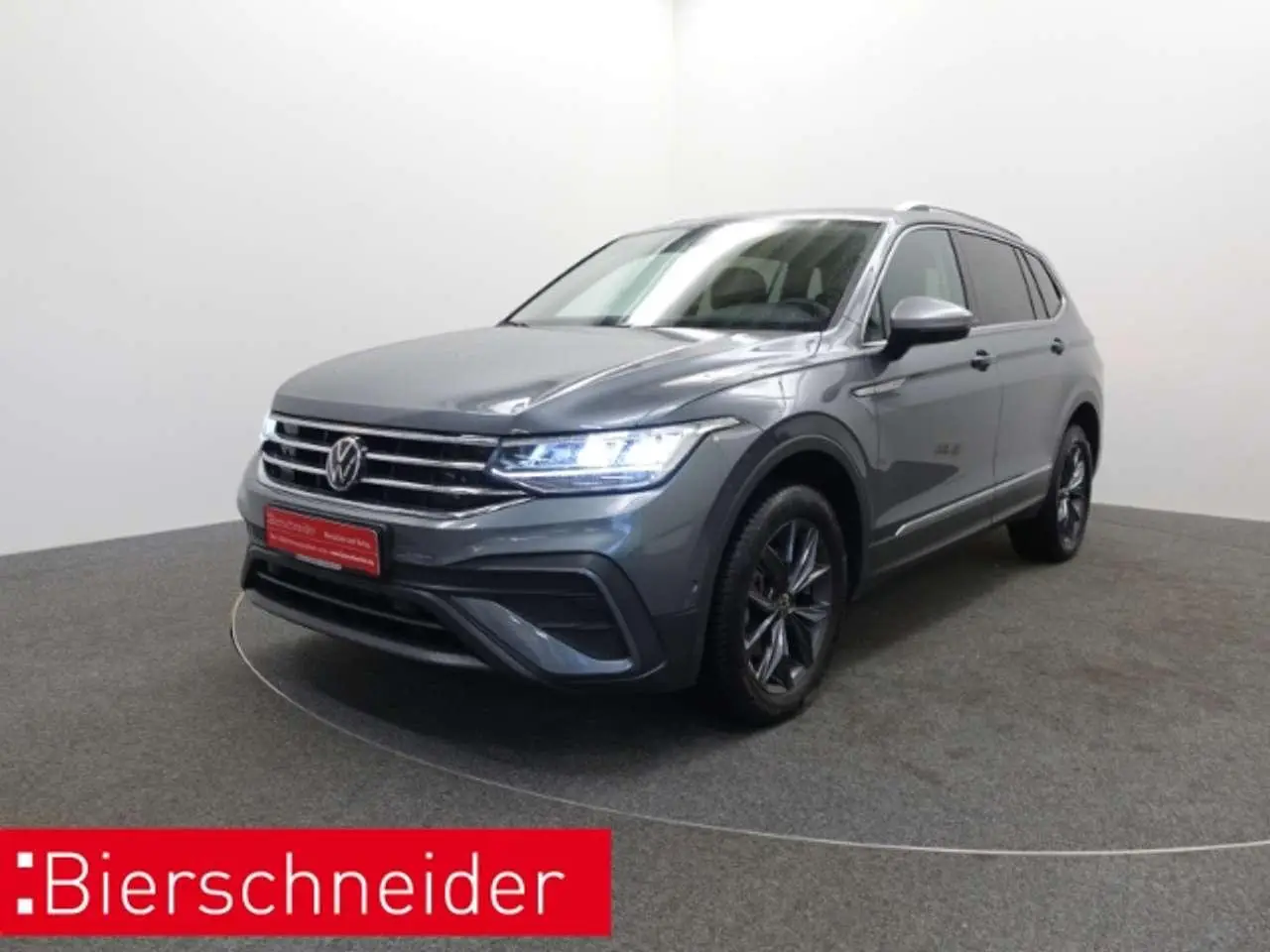 Photo 1 : Volkswagen Tiguan 2023 Diesel