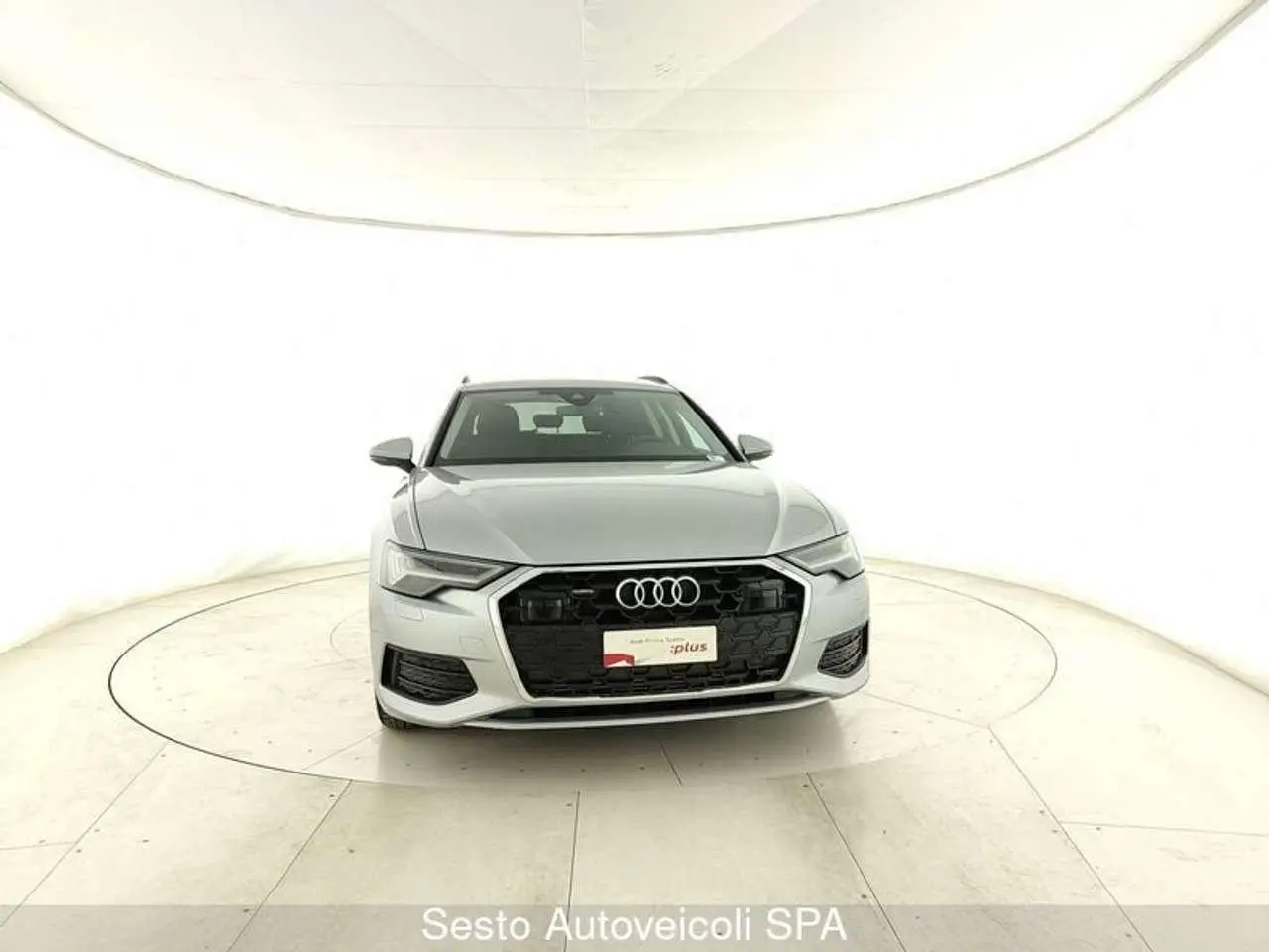 Photo 1 : Audi A6 2024 Hybride