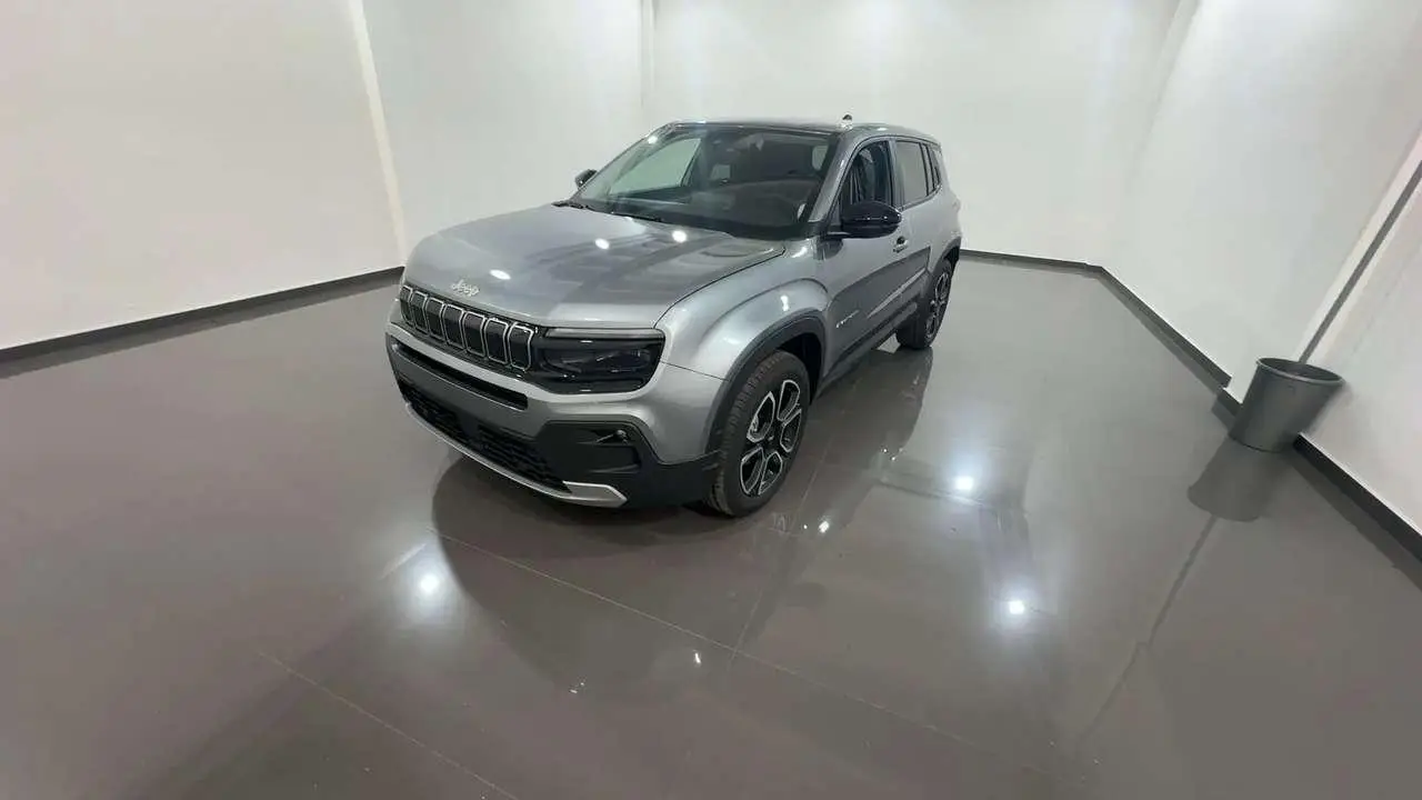 Photo 1 : Jeep Avenger 2024 Essence