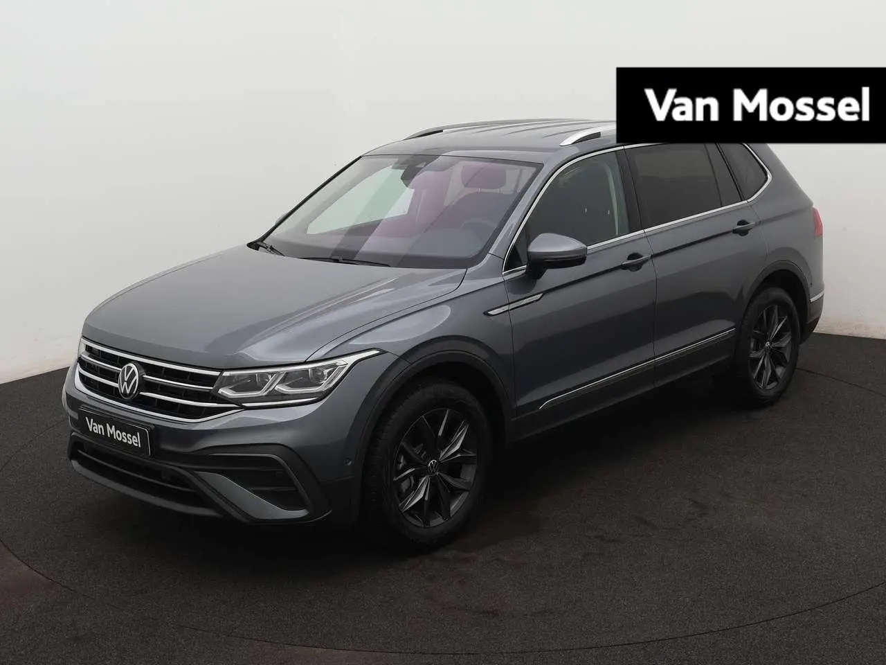 Photo 1 : Volkswagen Tiguan 2023 Essence