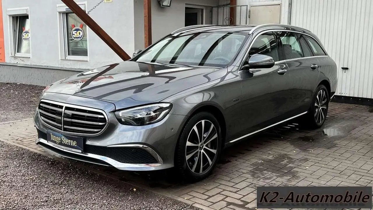 Photo 1 : Mercedes-benz Classe E 2021 Hybrid