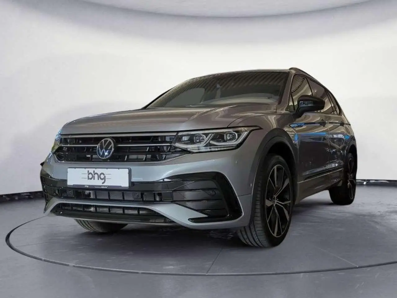 Photo 1 : Volkswagen Tiguan 2024 Essence