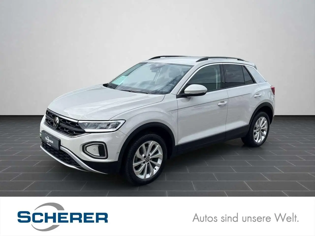 Photo 1 : Volkswagen T-roc 2023 Petrol