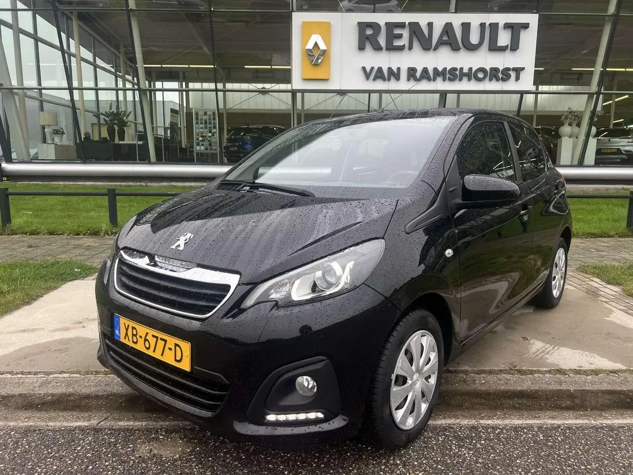 Photo 1 : Peugeot 108 2018 Petrol