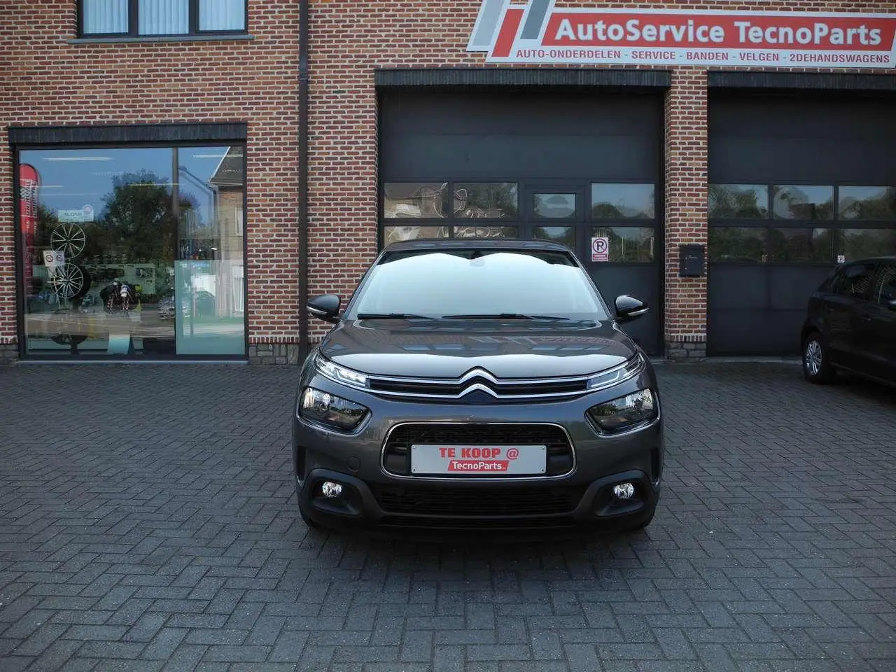 Photo 1 : Citroen C4 2019 Essence