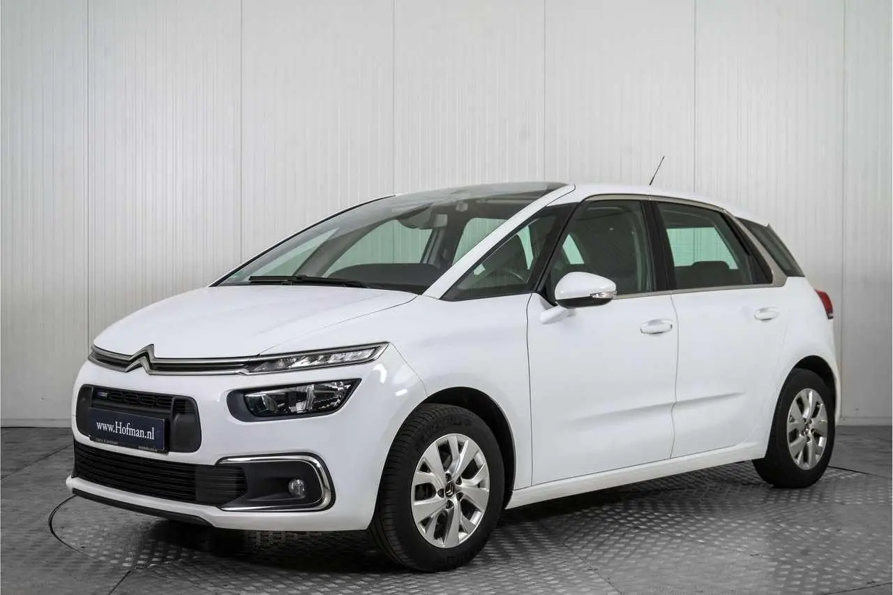 Photo 1 : Citroen C4 2017 Petrol