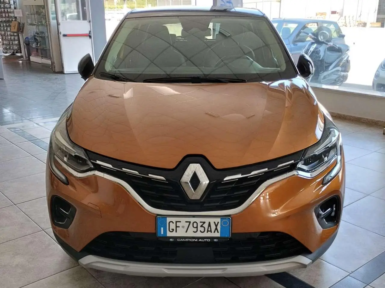 Photo 1 : Renault Captur 2021 LPG