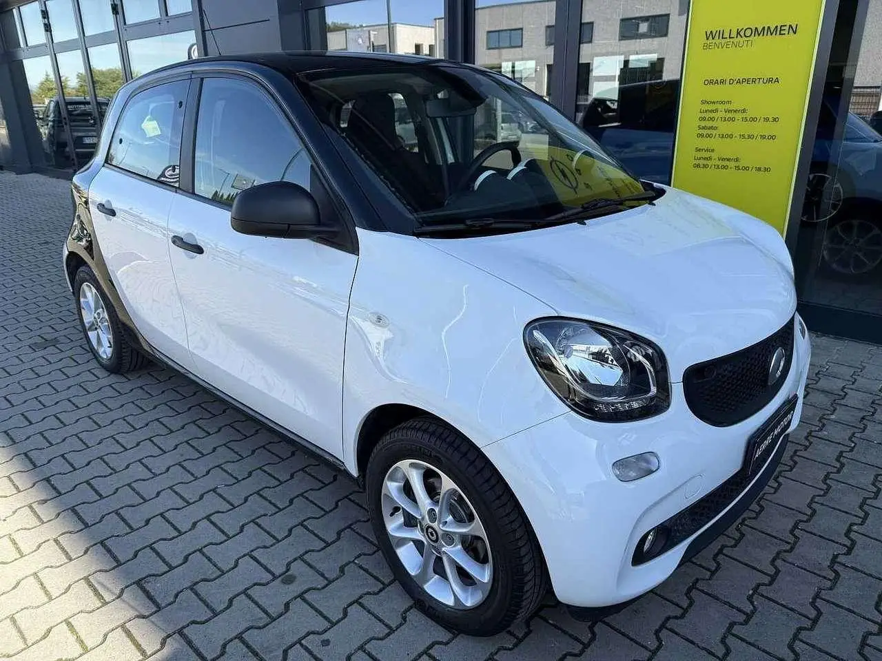 Photo 1 : Smart Fortwo 2019 Petrol