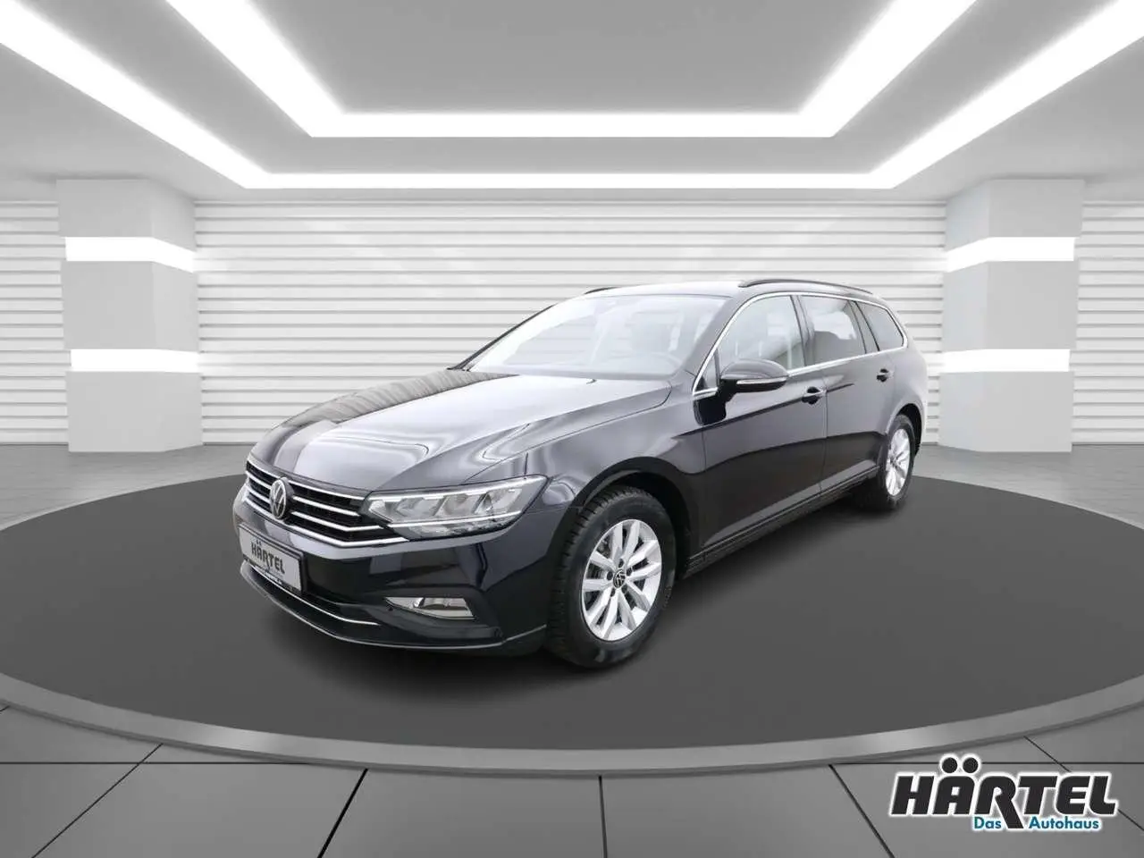 Photo 1 : Volkswagen Passat 2023 Diesel