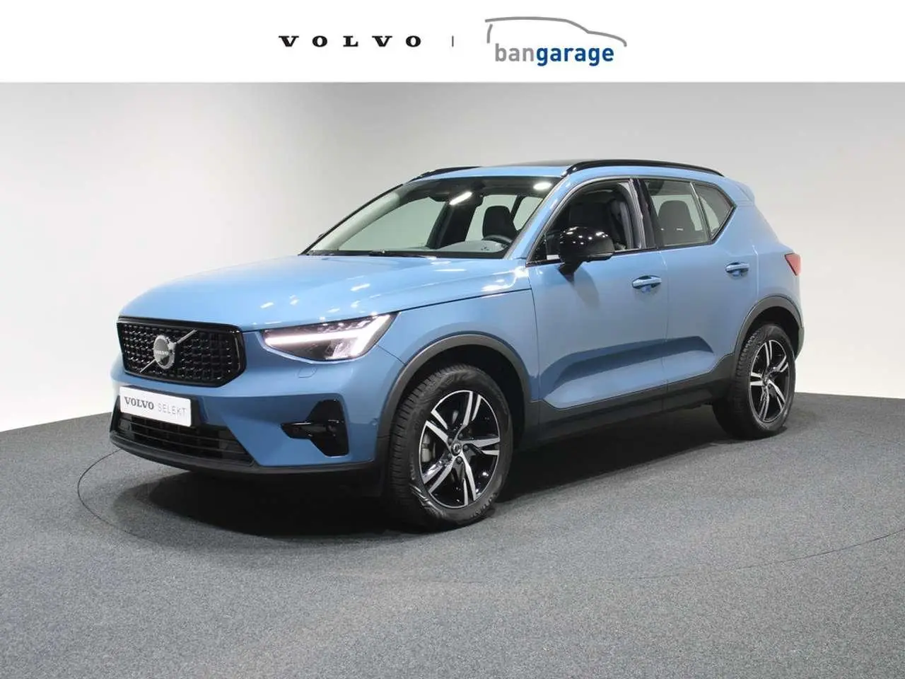 Photo 1 : Volvo Xc40 2023 Petrol