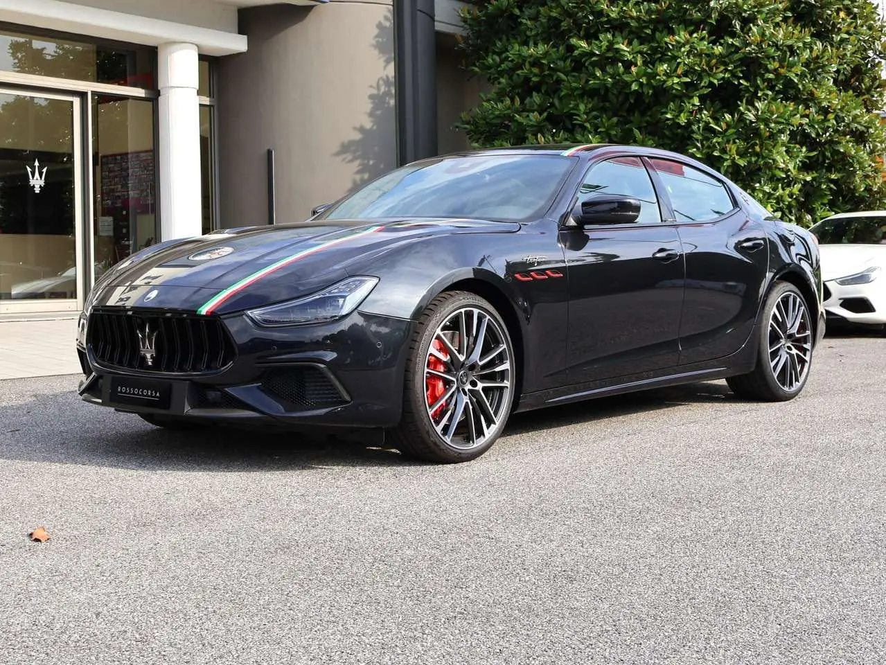 Photo 1 : Maserati Ghibli 2024 Essence