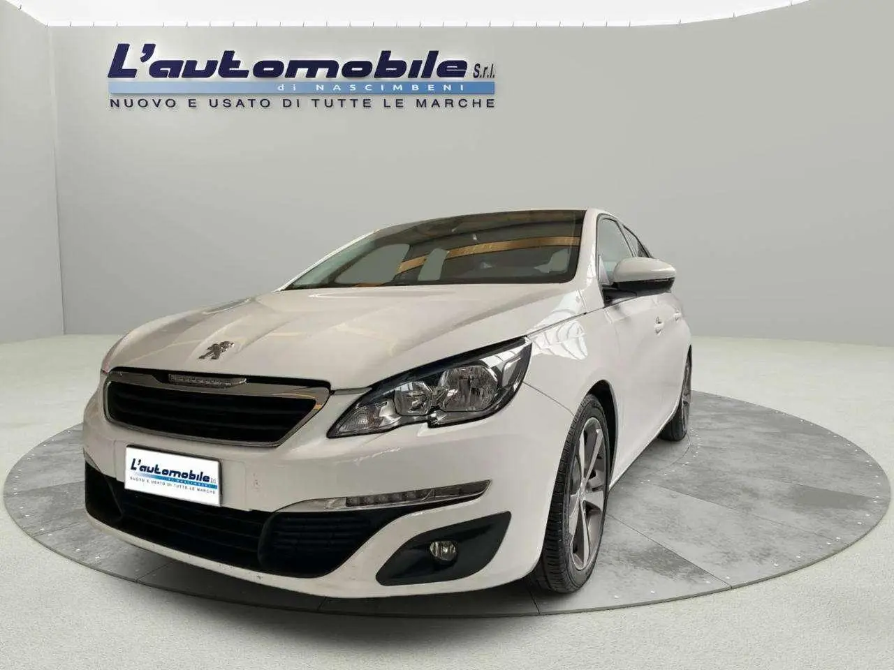 Photo 1 : Peugeot 308 2016 Diesel