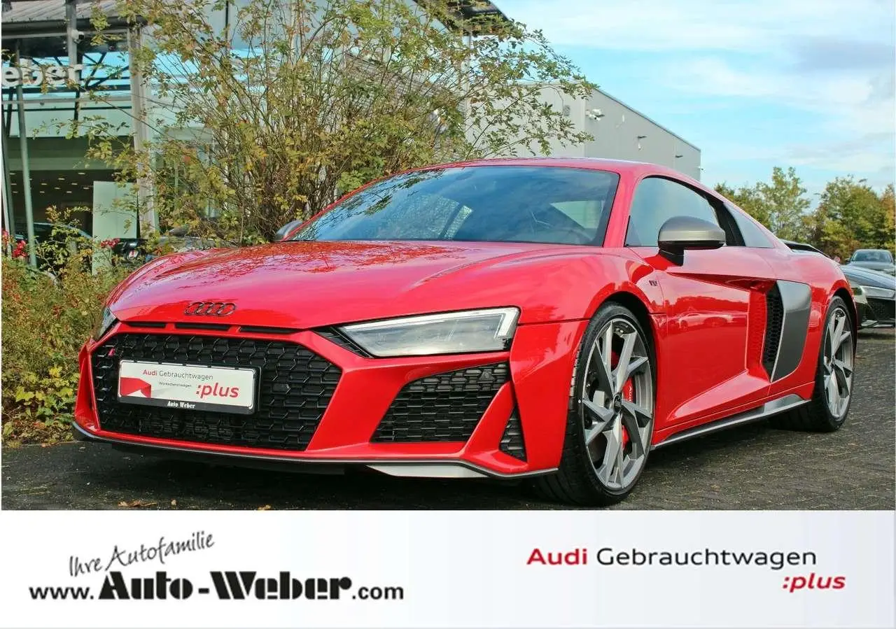 Photo 1 : Audi R8 2022 Petrol