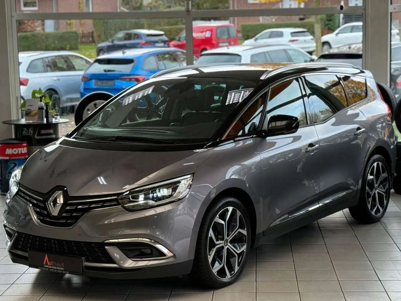 Photo 1 : Renault Scenic 2023 Essence