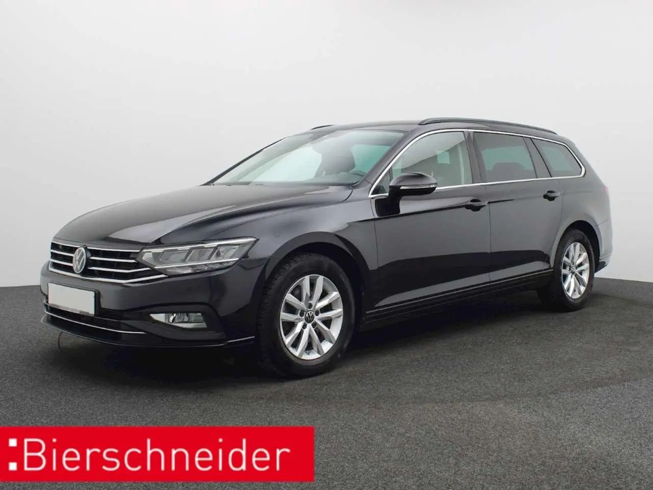 Photo 1 : Volkswagen Passat 2023 Essence