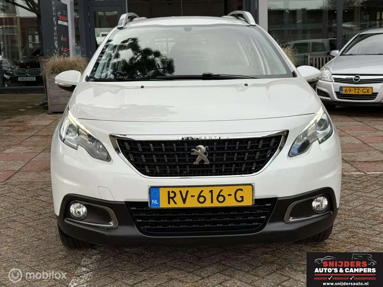 Photo 1 : Peugeot 2008 2018 Essence