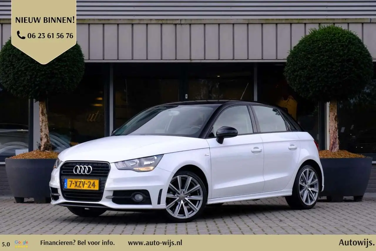 Photo 1 : Audi A1 2014 Petrol