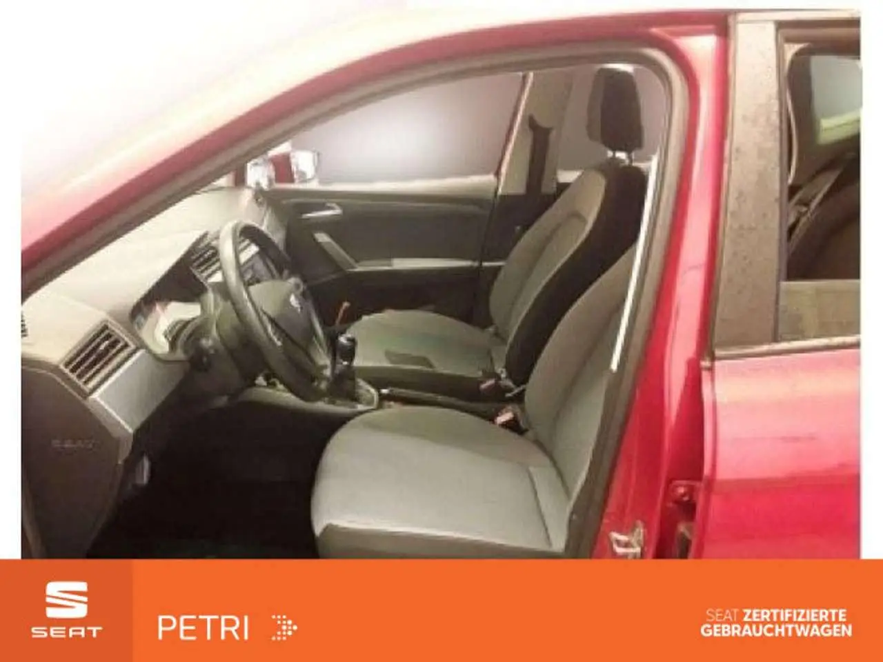 Photo 1 : Seat Arona 2018 Petrol