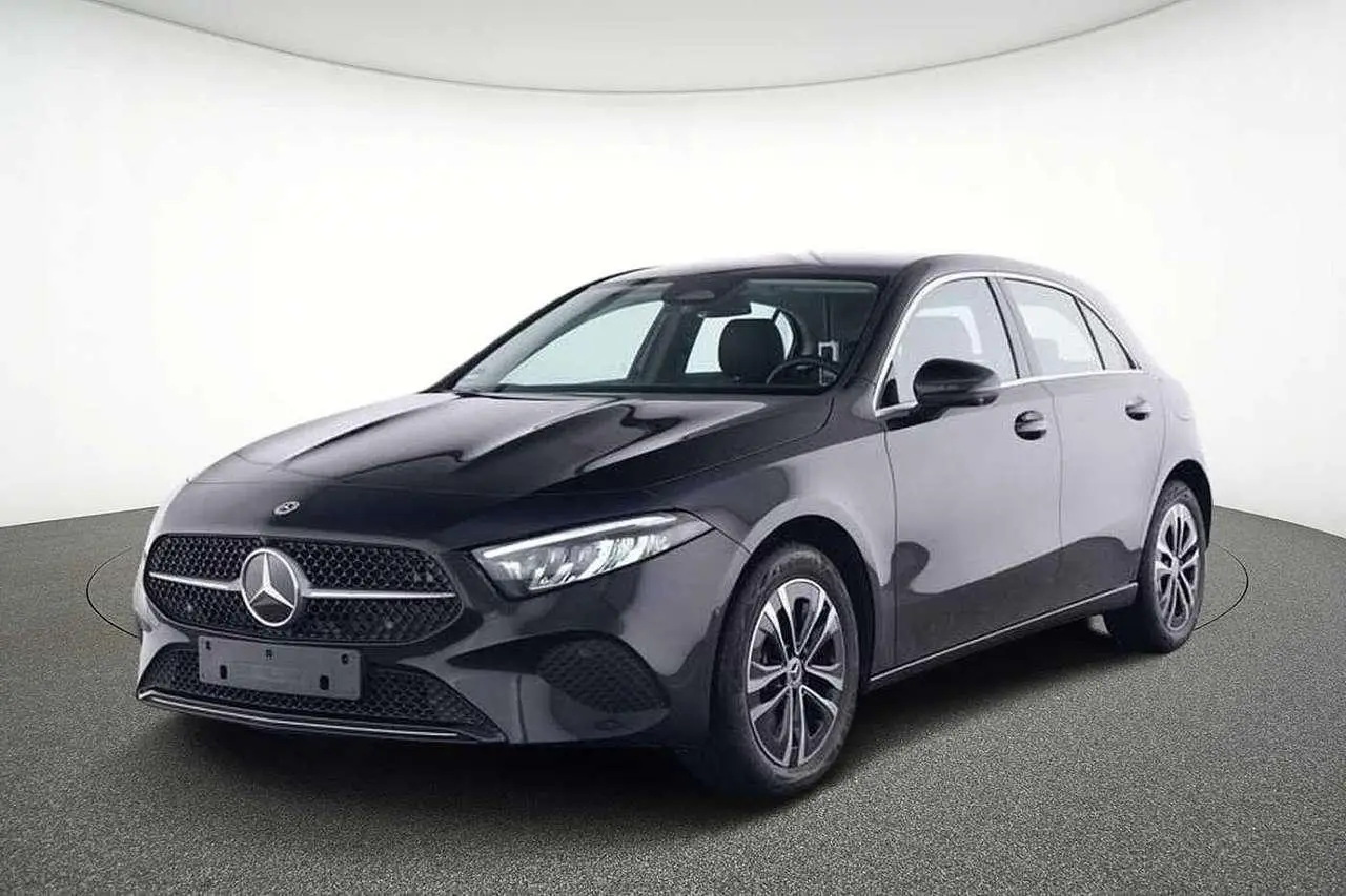 Photo 1 : Mercedes-benz Classe A 2023 Hybride