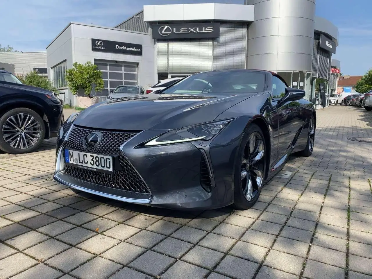 Photo 1 : Lexus Lc 2024 Petrol