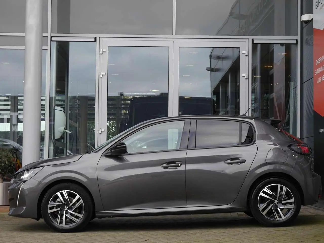 Photo 1 : Peugeot 208 2022 Petrol