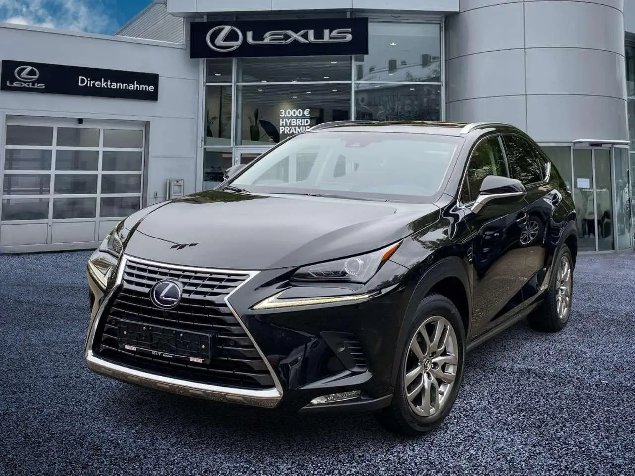 Photo 1 : Lexus Nx 2018 Hybrid