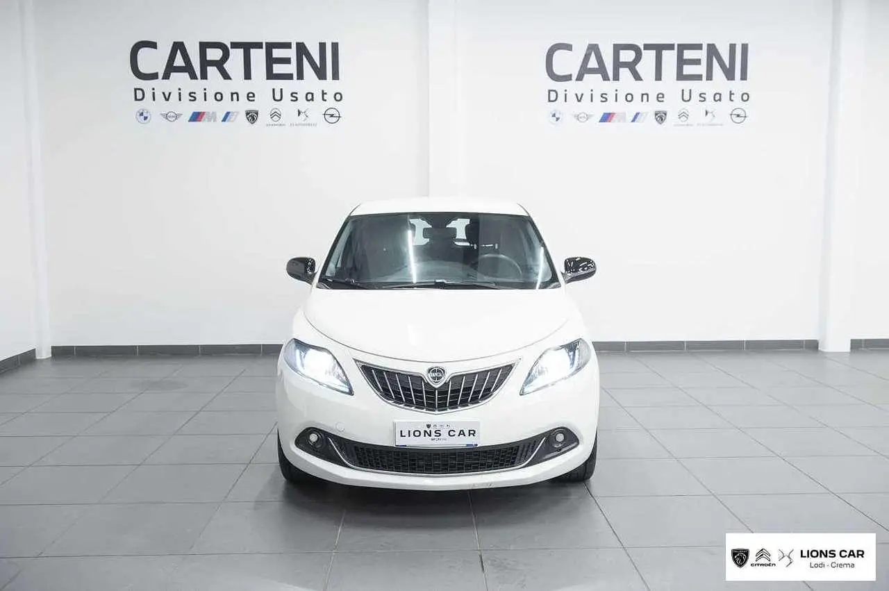 Photo 1 : Lancia Ypsilon 2023 Petrol