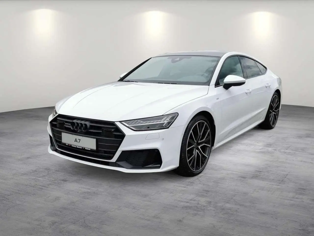 Photo 1 : Audi A7 2024 Petrol