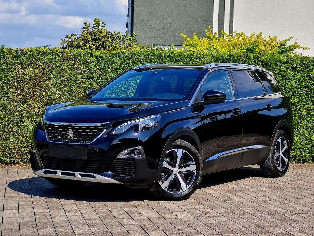 Photo 1 : Peugeot 5008 2020 Petrol