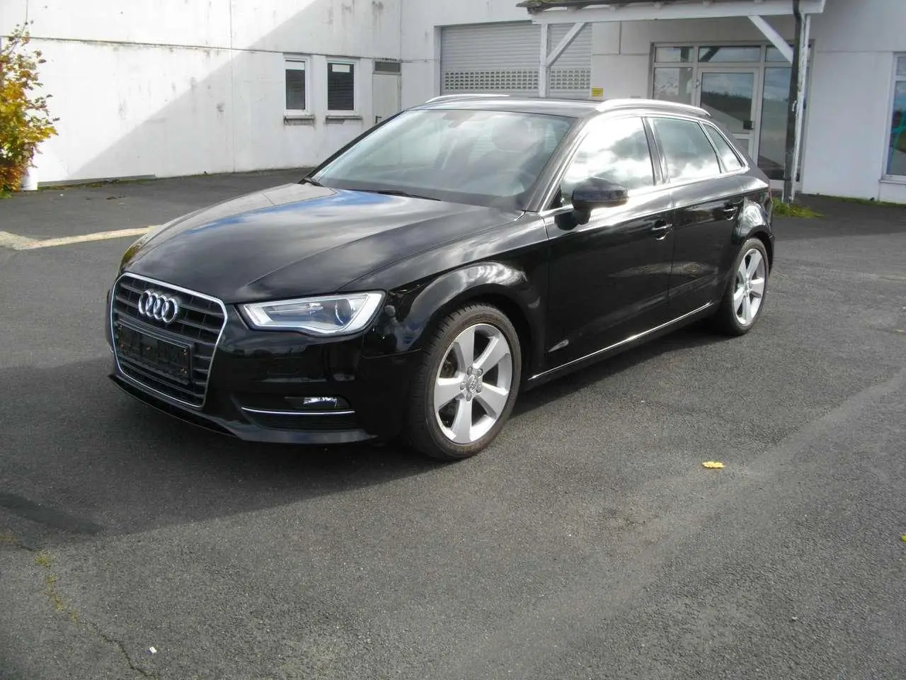 Photo 1 : Audi A3 2016 Petrol