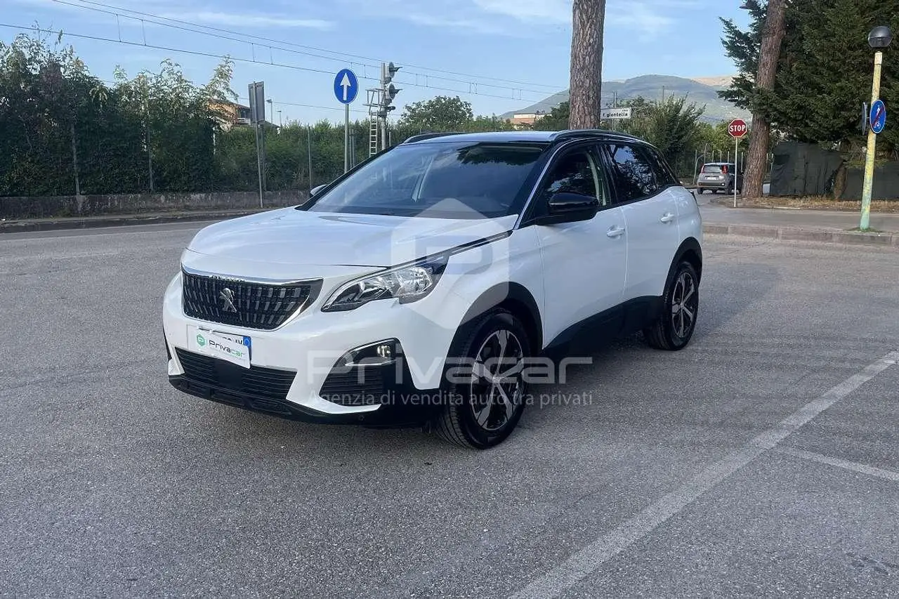 Photo 1 : Peugeot 3008 2020 Diesel