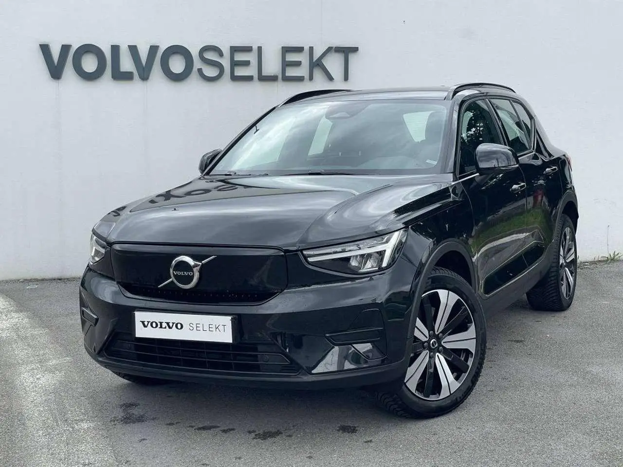 Photo 1 : Volvo Xc40 2022 Electric