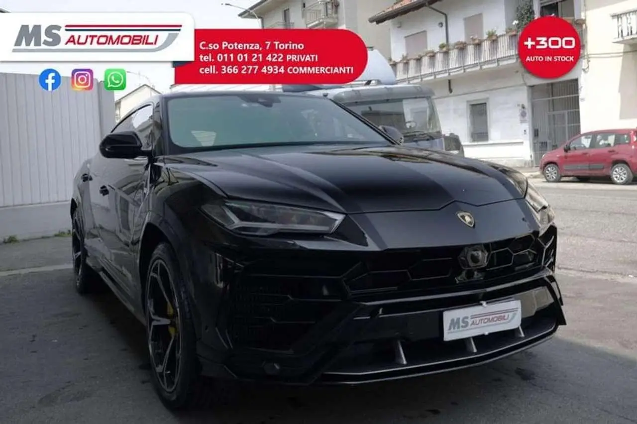 Photo 1 : Lamborghini Urus 2019 Petrol