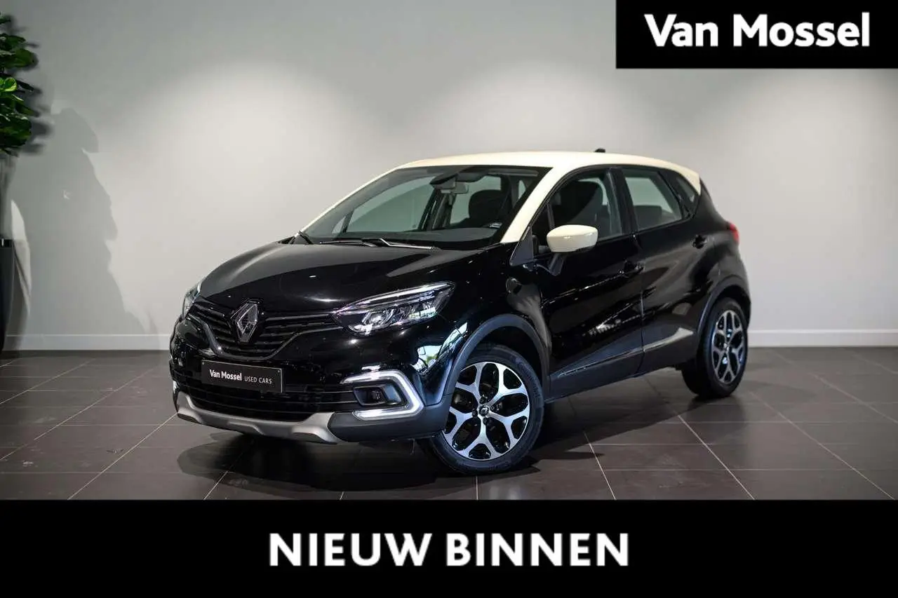 Photo 1 : Renault Captur 2019 Petrol