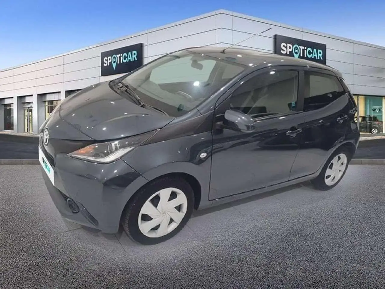 Photo 1 : Toyota Aygo 2017 Essence