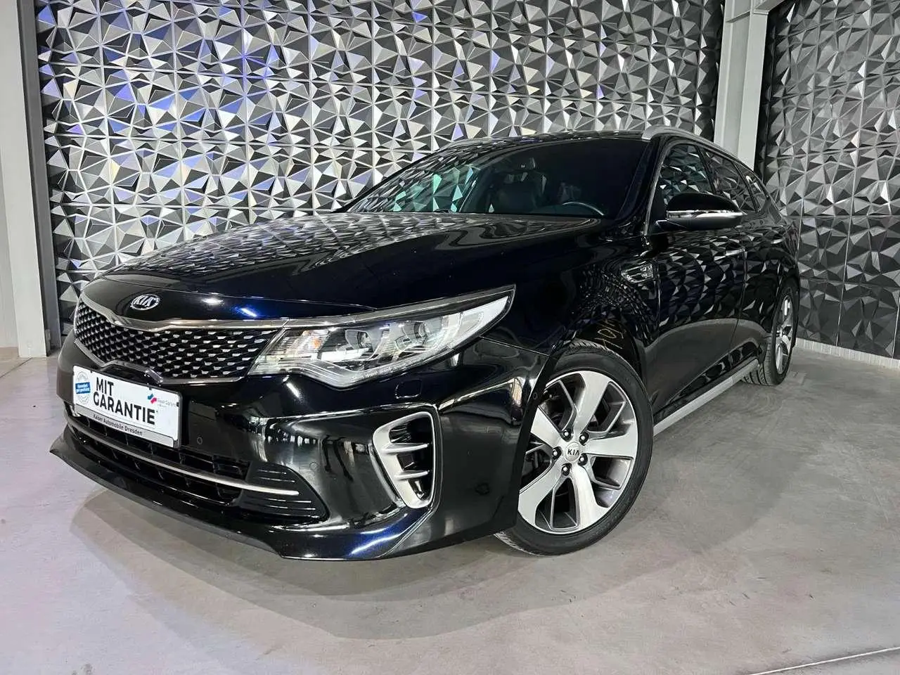 Photo 1 : Kia Optima 2017 Diesel