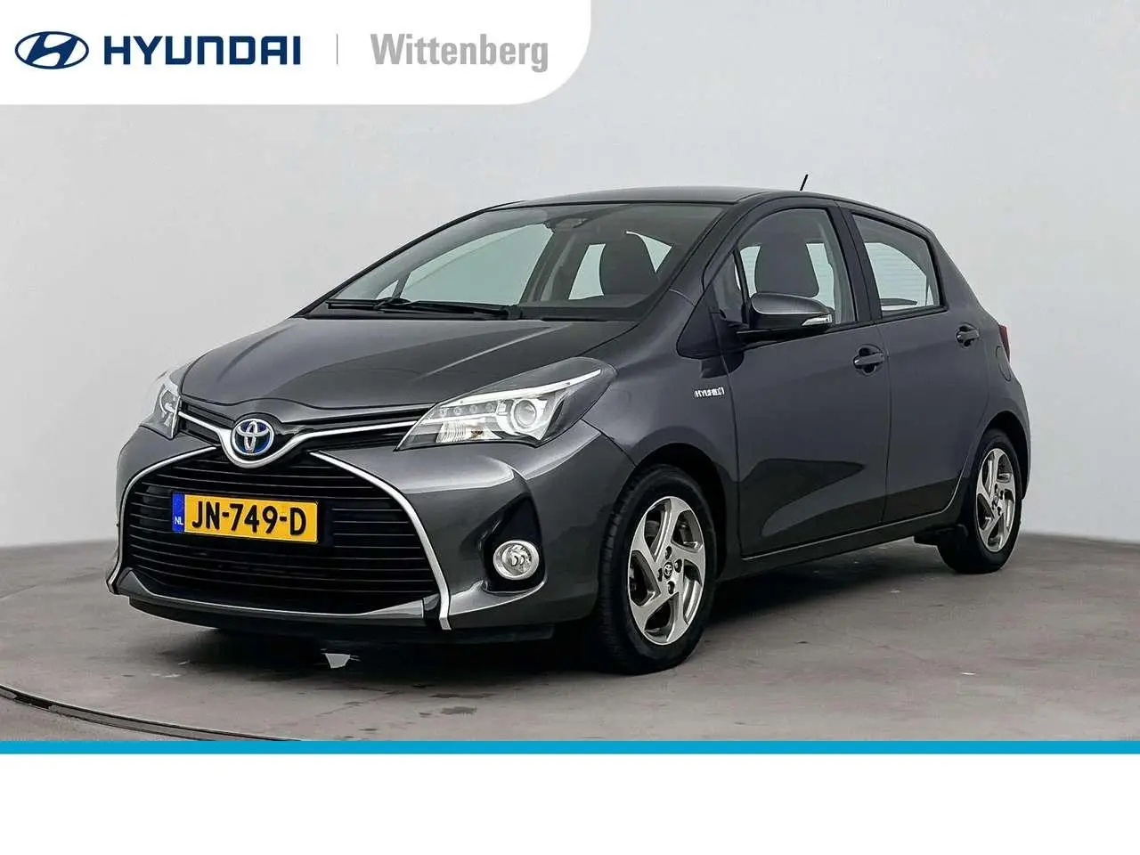 Photo 1 : Toyota Yaris 2016 Hybride