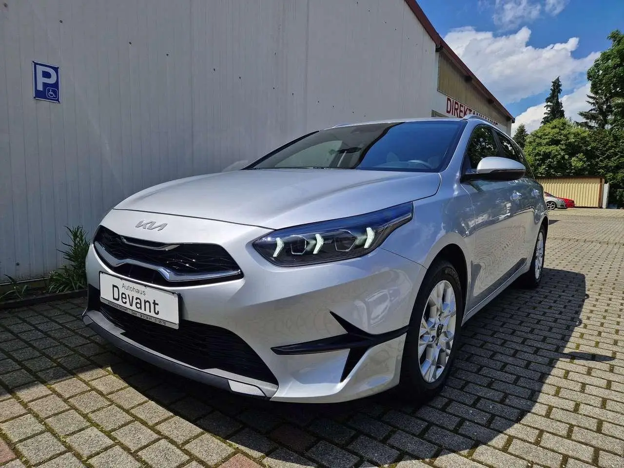 Photo 1 : Kia Ceed 2023 Petrol