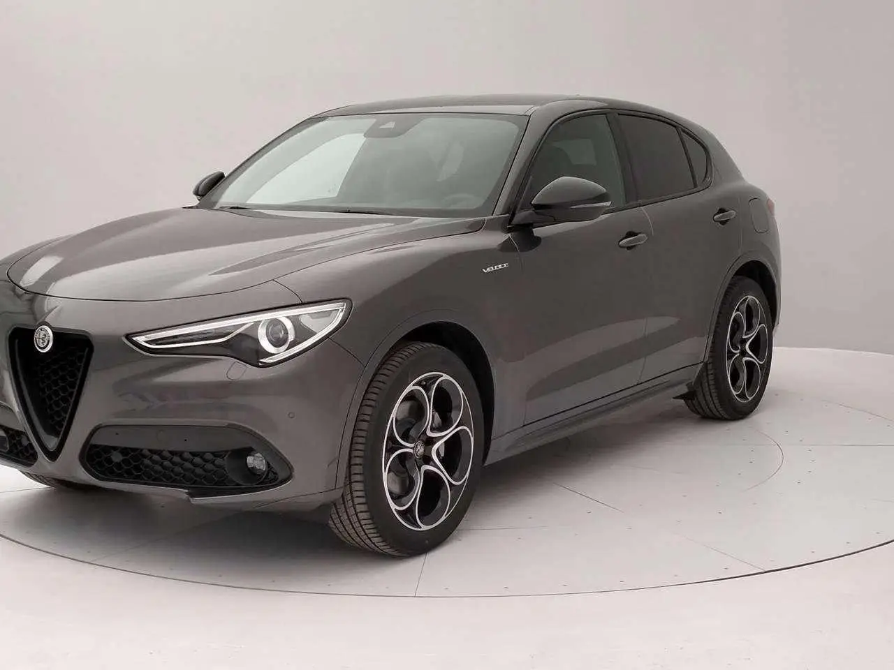 Photo 1 : Alfa Romeo Stelvio 2023 Diesel