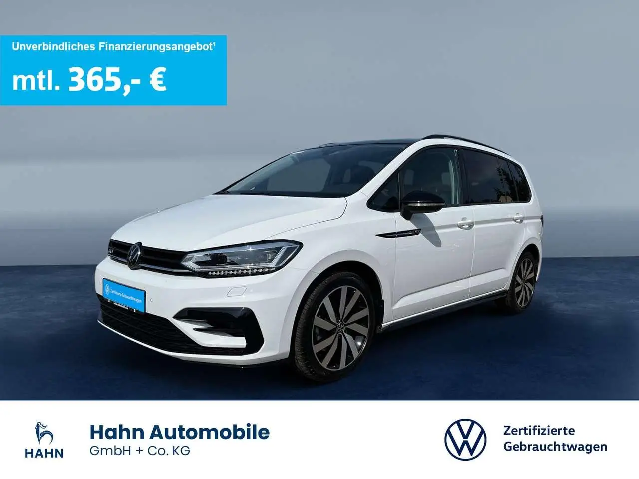 Photo 1 : Volkswagen Touran 2023 Essence