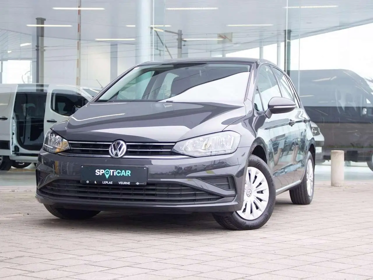 Photo 1 : Volkswagen Golf 2018 Petrol