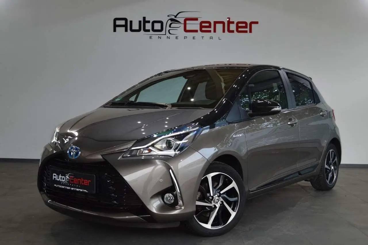 Photo 1 : Toyota Yaris 2020 Hybrid