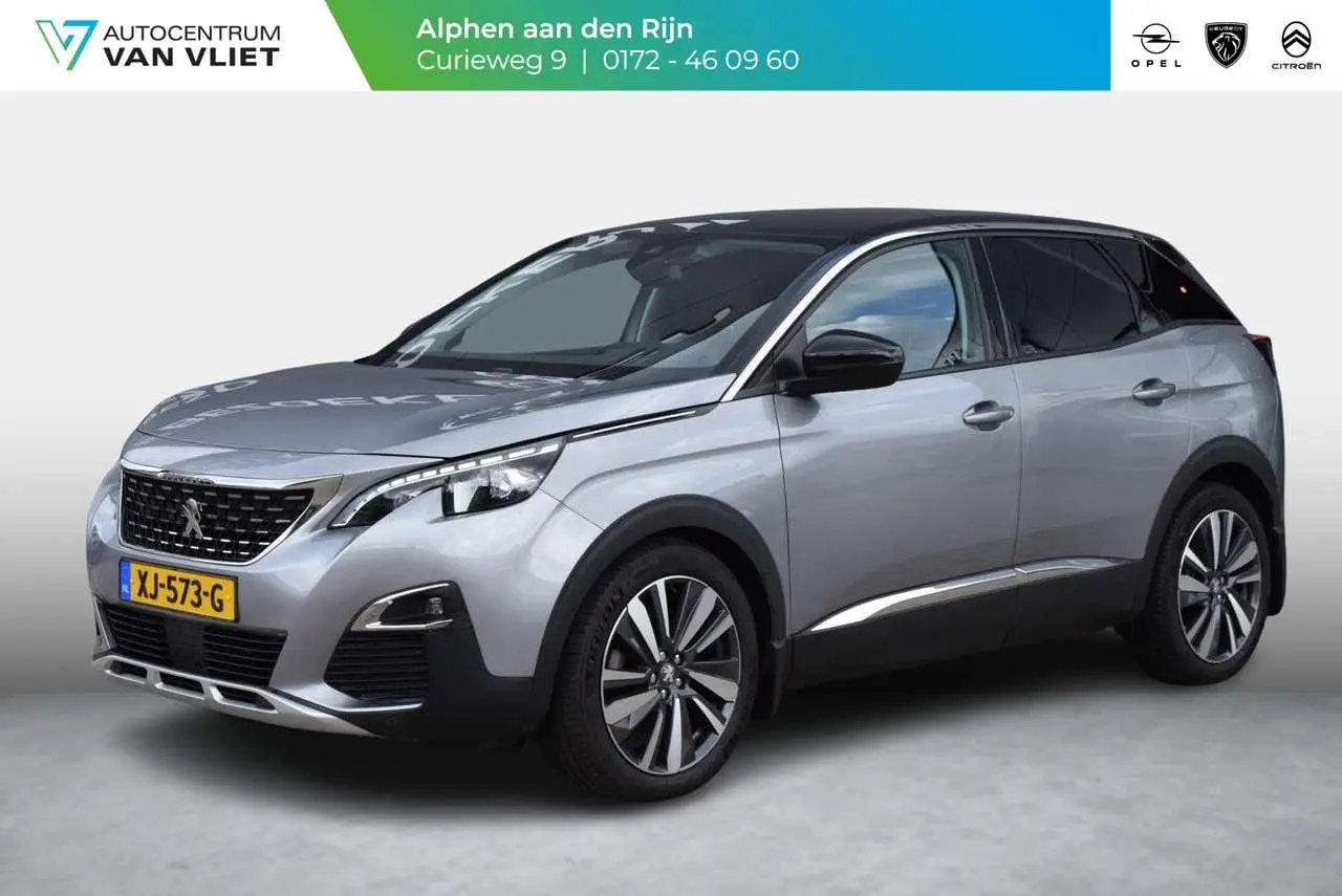 Photo 1 : Peugeot 3008 2019 Essence