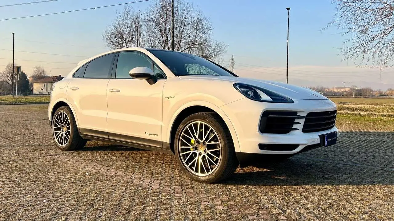 Photo 1 : Porsche Cayenne 2021 Hybride