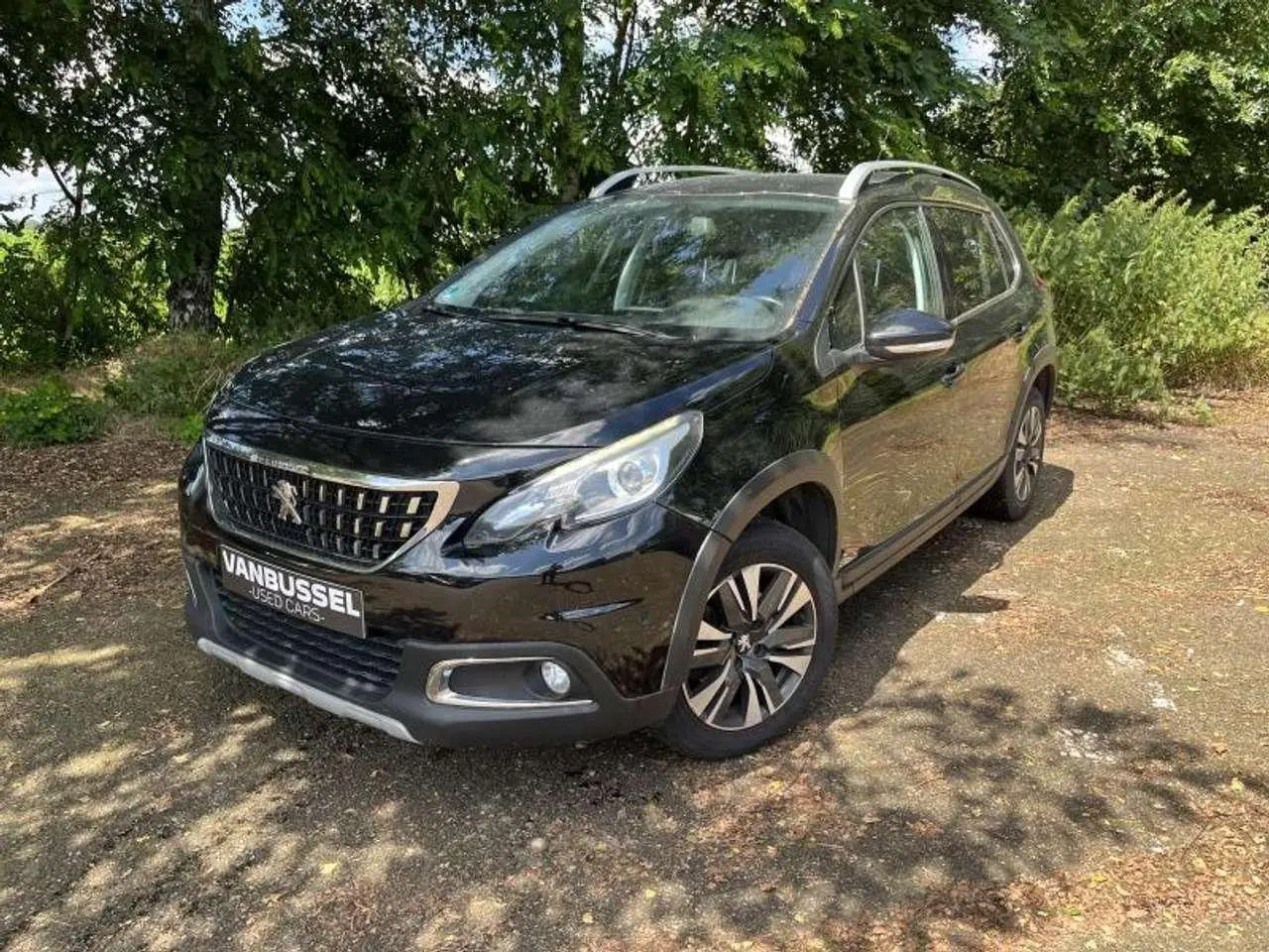 Photo 1 : Peugeot 2008 2016 Petrol