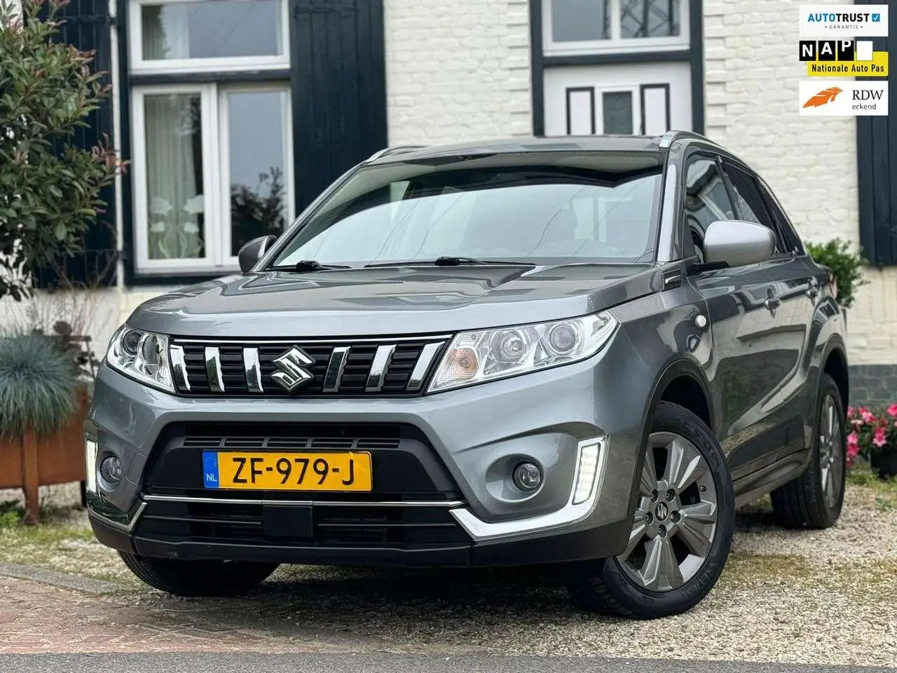 Photo 1 : Suzuki Vitara 2018 Petrol