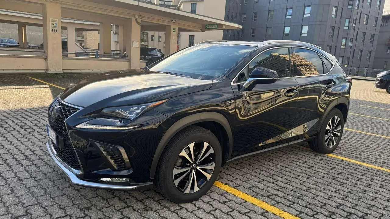 Photo 1 : Lexus Nx 2019 Hybrid