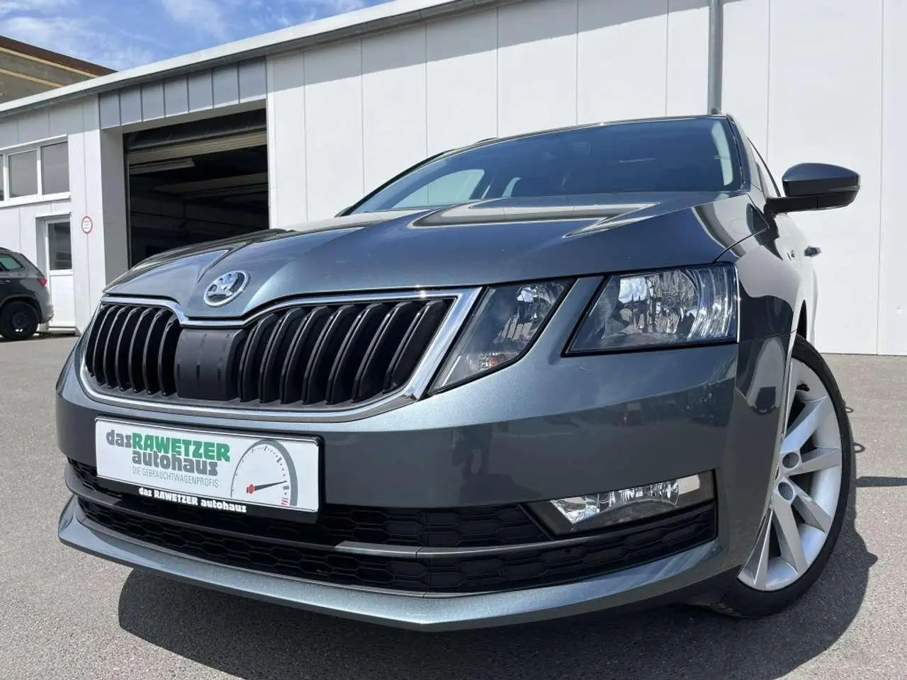 Photo 1 : Skoda Octavia 2019 Petrol