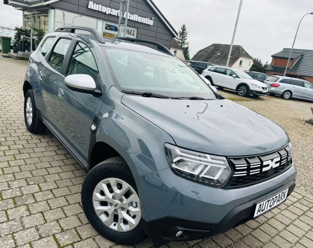 Photo 1 : Dacia Duster 2023 Petrol