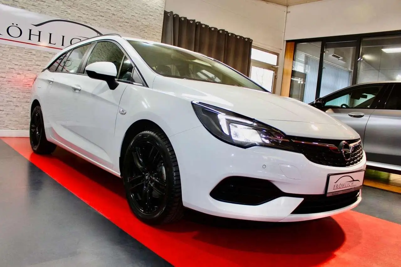 Photo 1 : Opel Astra 2020 Diesel